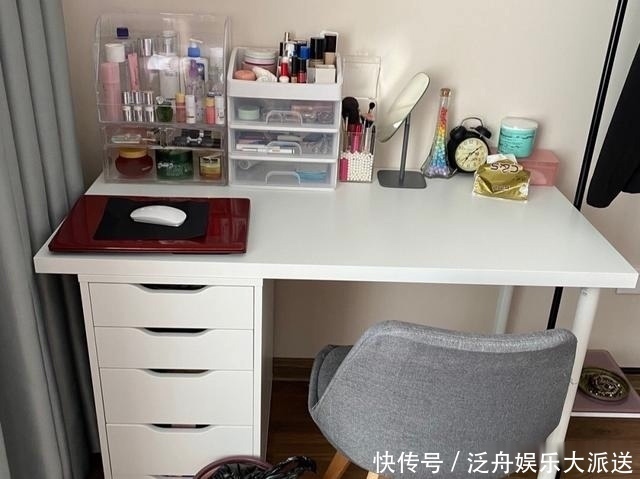 阳台|越来越多人不做吊顶,不做电视墙,看看她家装修,简约又漂亮