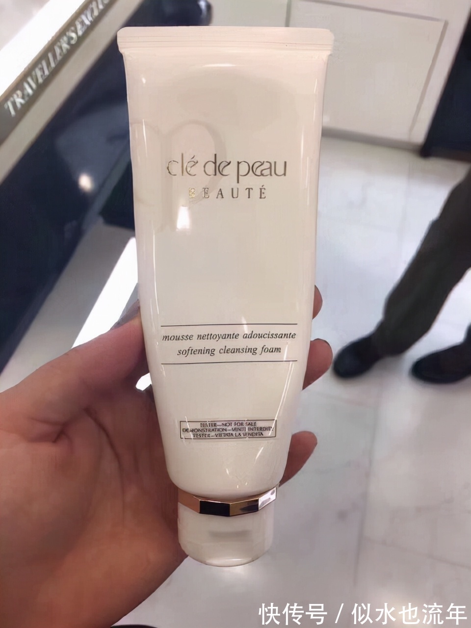 黑头|皮肤长痘怎么办?能去黑头和祛痘,调节皮肤的水油的洗面奶推荐