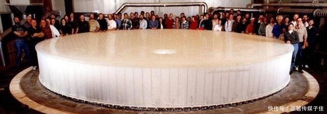 望远镜的尺寸与功能有什么关联,尺寸越大观察的越精细么?