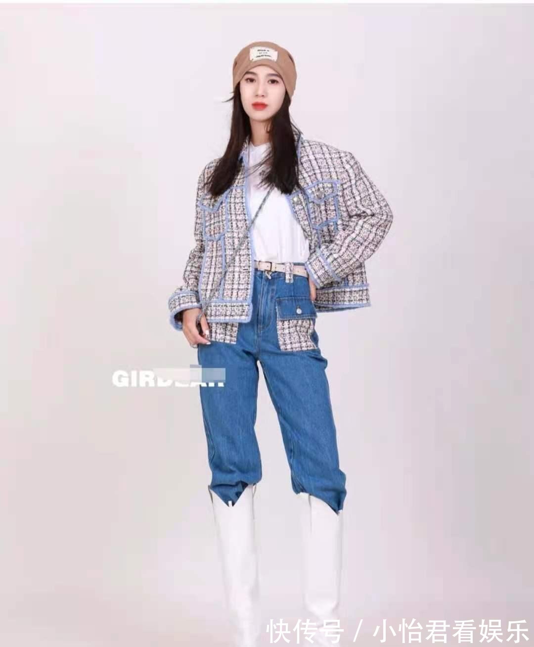 小香|高腰直筒牛仔裤配什么上衣好看