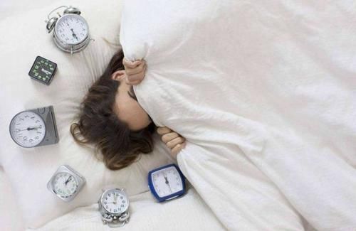 中年|如果肝不好，睡觉时会有5个现象，说明肝病正在慢慢转好