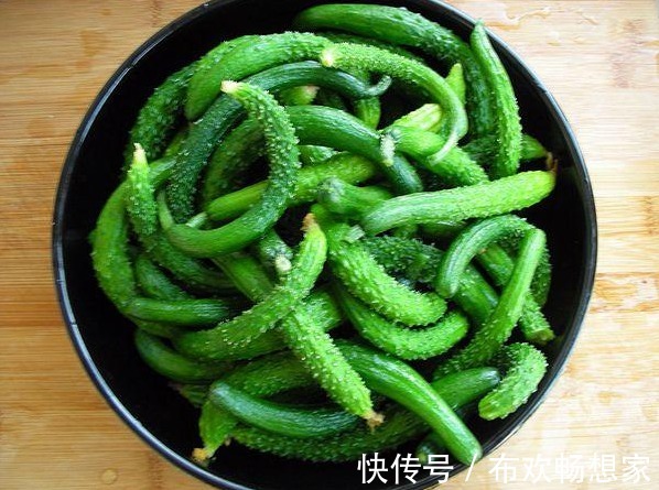 晾干|腌黄瓜,牢记2点窍门,黄瓜不烂不长毛,清脆爽口,放一年不坏