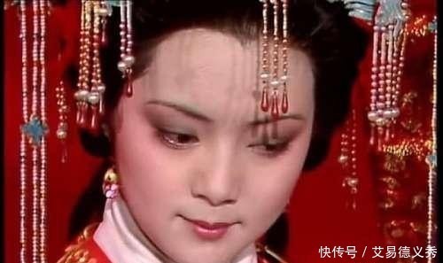 贾府|红楼梦中,为何宝钗进贾府能和宝玉走大门,林黛玉却只从侧门进!