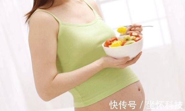 怀孕期间|怀孕期间，孕妇尽量少吃这三种水果，否则会影响孩子的健康