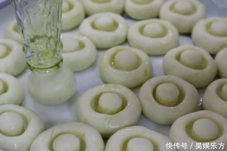 年夜饭必遭疯抢的一道菜,口感软糯,营养丰富,上桌就光盘