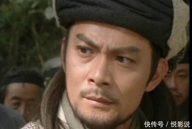 金庸写了两部非常相似的小说,连事情都一样,好奇怪