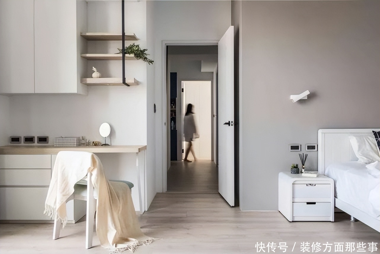 大平层|100平大平层户型营造出一种成熟端庄的现代时尚空间感