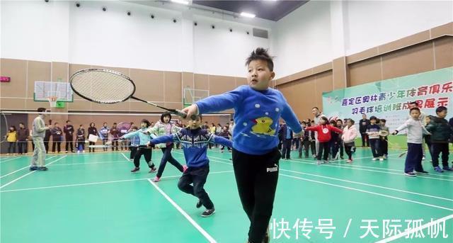 表哥|10岁男孩半年增高13公分，他是如何做到的，大家不妨一试