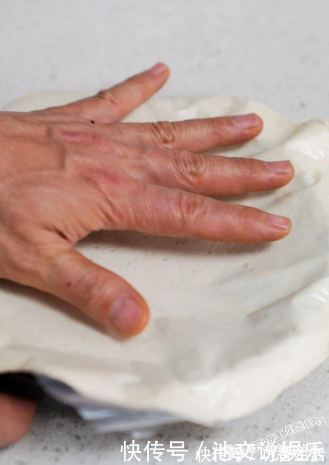 苹果的这个吃法太棒了，外酥里嫩又香甜，关键是做法简单不用和面