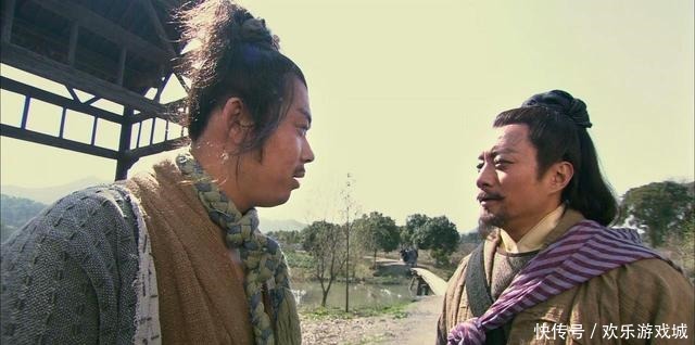 吴用|水浒传宋江第一次反对晁盖,吴用一句话,梁山再无晁盖容身之地!