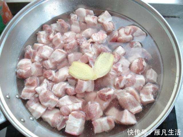 红烧菜系|炒糖色时,用白糖还是冰糖?很多人弄错,难怪卖相不好,味道发苦