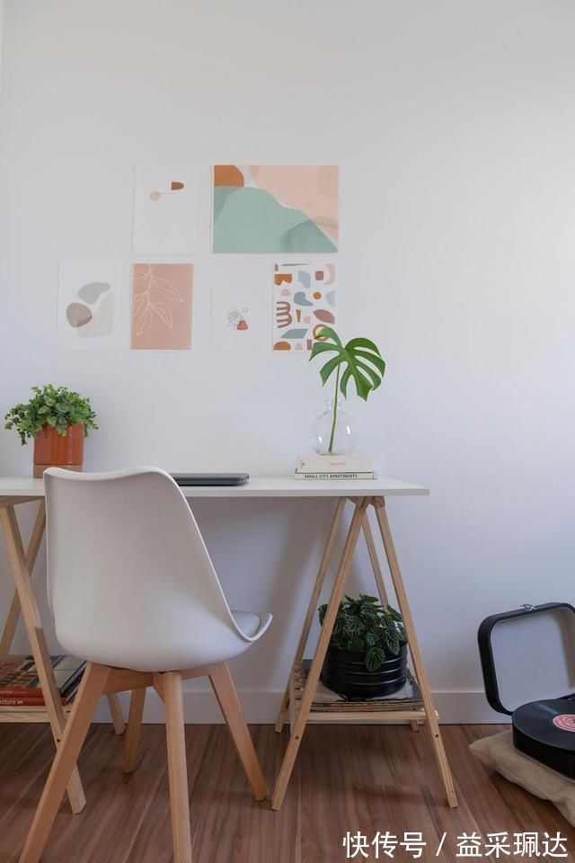 蜗居|虽然没阳台,也没有书房,但布置温馨,小夫妻蜗居52㎡的家也满足