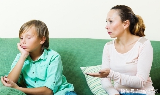 来说|低声教育是孩子最好的礼物,对父母来说3分就足够了
