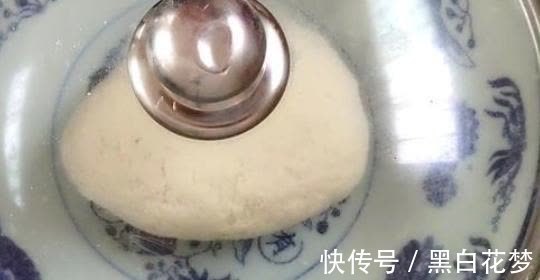 香菇|这个诀窍告诉你,蒸出来的包子又软又好吃,小孩子吃的好开心