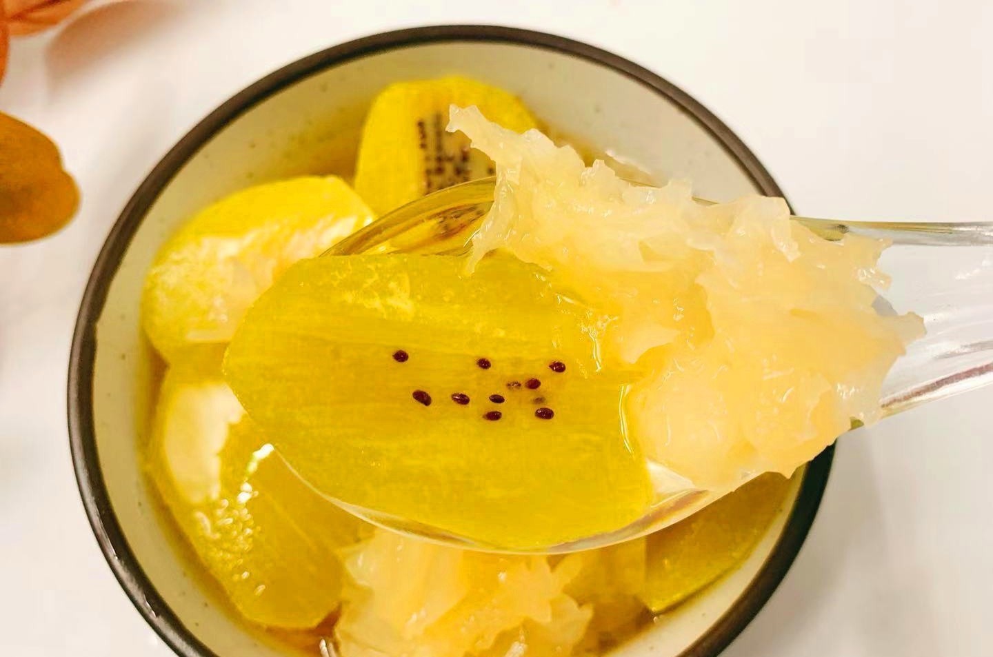 黄体素|“维生素之王”发现了,每碗喝一点,美白润肤睡眠好,40岁如少女