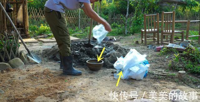 院子|自己动手捯饬院子,塑料袋里灌水泥,铺满整个地面,比青石板结实