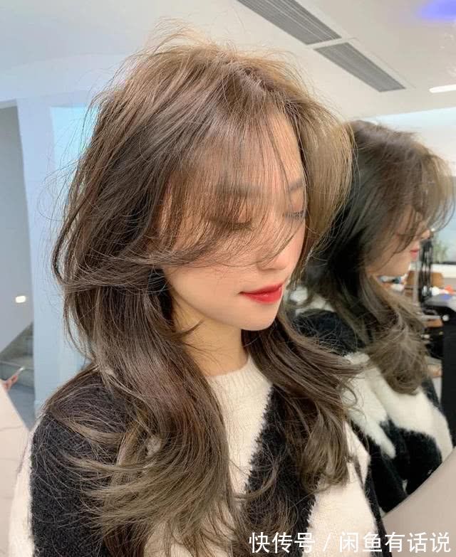 肤色|染黄发早过时了,2022流行这5种棕发,特别是青木棕,超显气质
