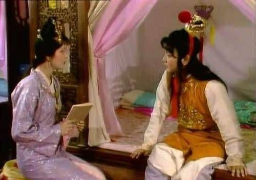 牡丹花|薛宝钗是牡丹花,为什么贾府无牡丹,多芙蓉花曹公寓意太晦涩