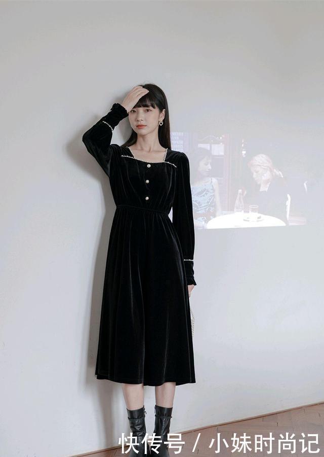 “黑色长裙+黑色靴”, 是春天很流行的搭配组合, 显瘦又洋气!