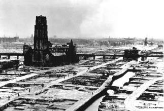 查理曼帝国|近代史上著名的“一女二夫”,影响欧洲好几个世纪