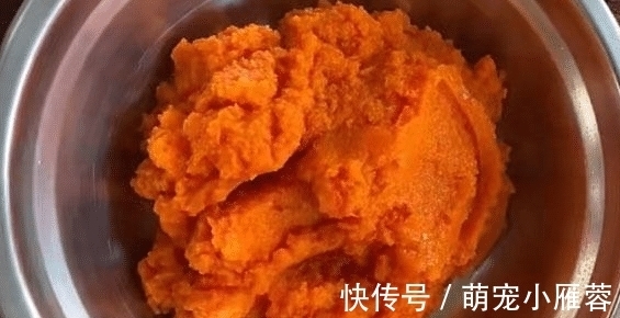 胡萝卜|天热我最喜欢做这个吃，低脂饱腹还营养，煮熟拌上料子就能吃，真香