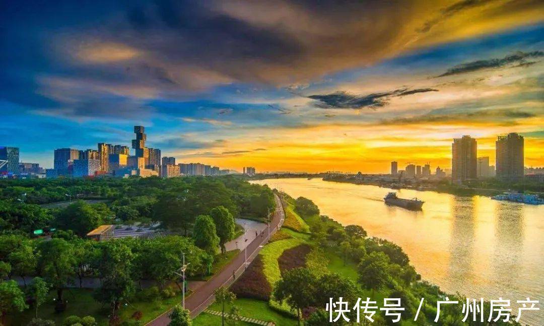 居所|大师手笔！这套CBD顶复，才是打开塔尖居所的正确方式