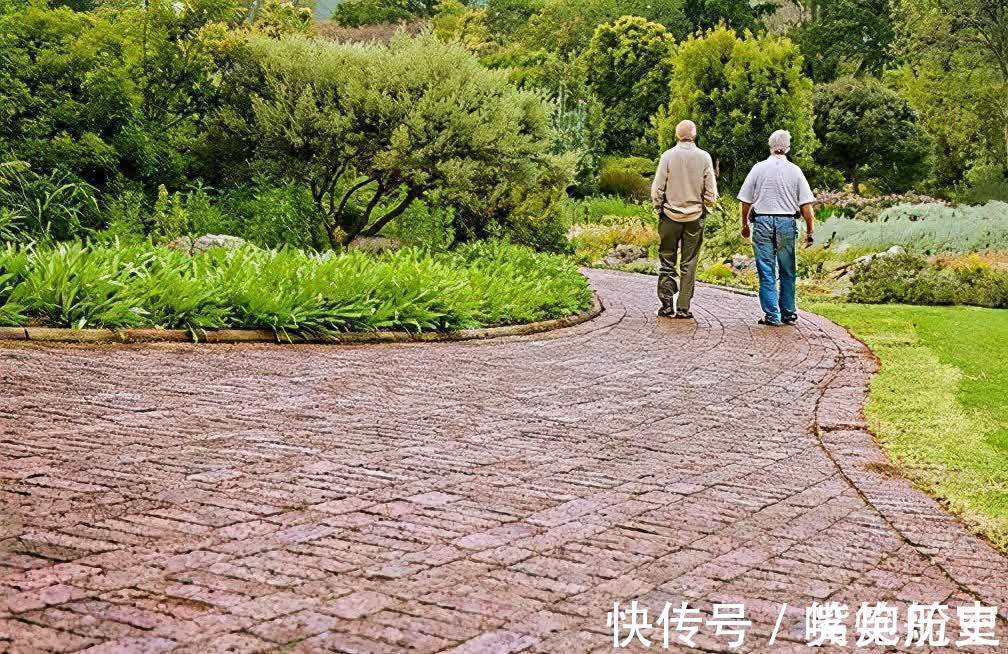 杨绛@一个人是不是活得高级,看4个字就知道了,希望你也能做到