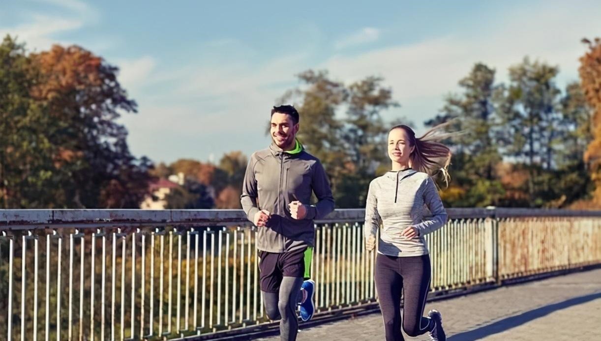 嘌呤|男子高尿酸变成肾衰竭,从不喝酒,医生指出2样东西害人不浅