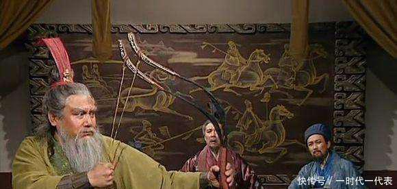 悲痛|刘备为报仇杀向东吴，黄忠身中流矢，临终前这句话让赵云悲痛万分