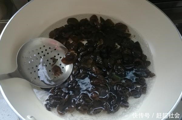 天然“护肝王”被发现！修复肝细胞，喝酒人要多吃，肝问题悄悄溜