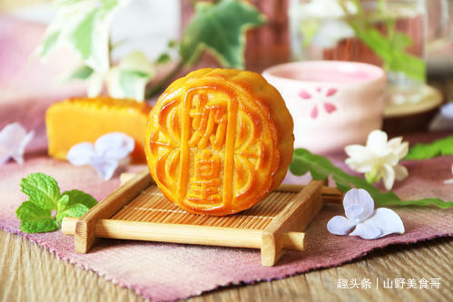 我家月饼从不买着吃,教你新做法,不用烤箱不用糖浆,健康无添加