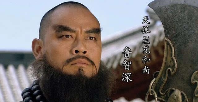 等闲之辈@武松也是一顶尖高手,为何与卢俊义交手,不到三回合就败下阵来!