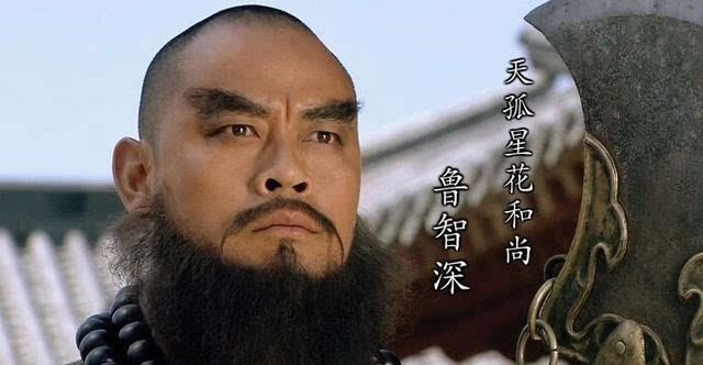 等闲之辈@武松也是一顶尖高手，为何与卢俊义交手，不到三回合就败下阵来！