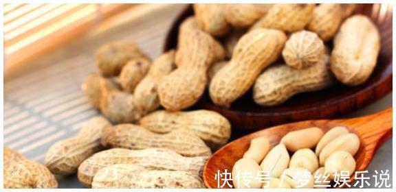 鸡皮|皱纹“最怕”3种食物,女人快吃起来,皱纹消失,容颜回春更迷人