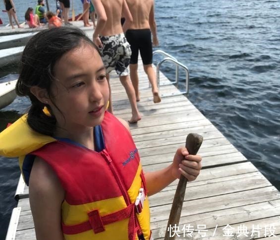 《爸爸去哪儿》小公主夏天,明明是混血儿,近照却越长越像妈妈!