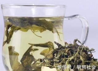 清热|蒲公英和它是“黄金搭档”,常泡水喝,清热消暑,养肝排毒