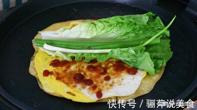 玉米面懒人早餐饼，比手抓饼简单好吃，学会了早餐天天不重样，香