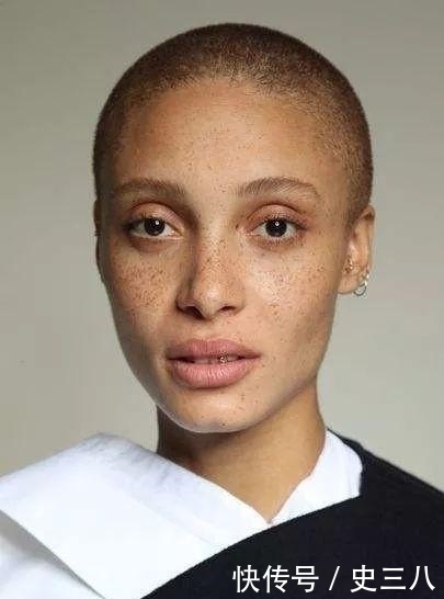 时尚圈奉为尊宝的超模只能用三个字来形容