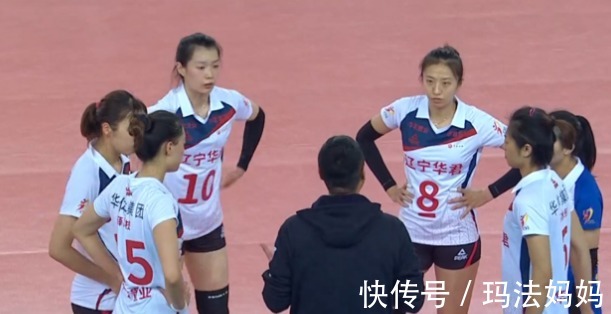 拉尔森|龚翔宇领衔4人上双,江苏女排3比0送上海首败,金软景替补难救主