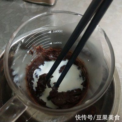  巧克力蛋挞 脏脏流心爆浆这样做，才好吃哦