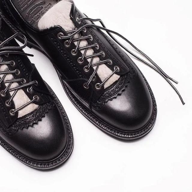 the 只有那些最叛逆、最朋克的人,才敢欣赏这样的鞋