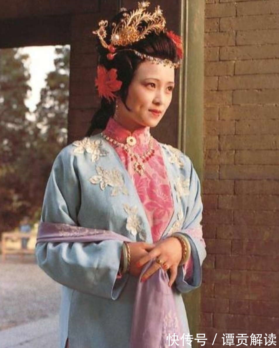 薛宝钗#红学又一大发现,红楼梦是一部战争史,群芳代表着很多的战争现象