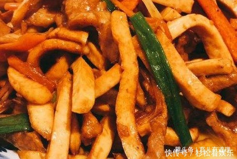  简单|一道简单的家常菜，老公儿子的最爱，营养丰富，5分钟就上桌