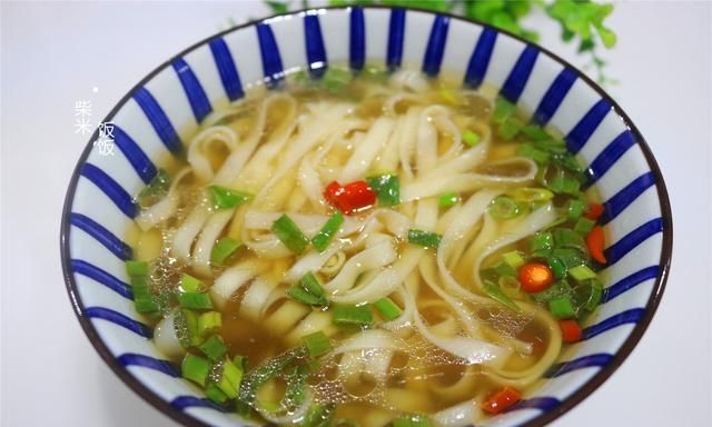 正月初二吃面条,4款汤面分享给你,简单省事,好做好吃