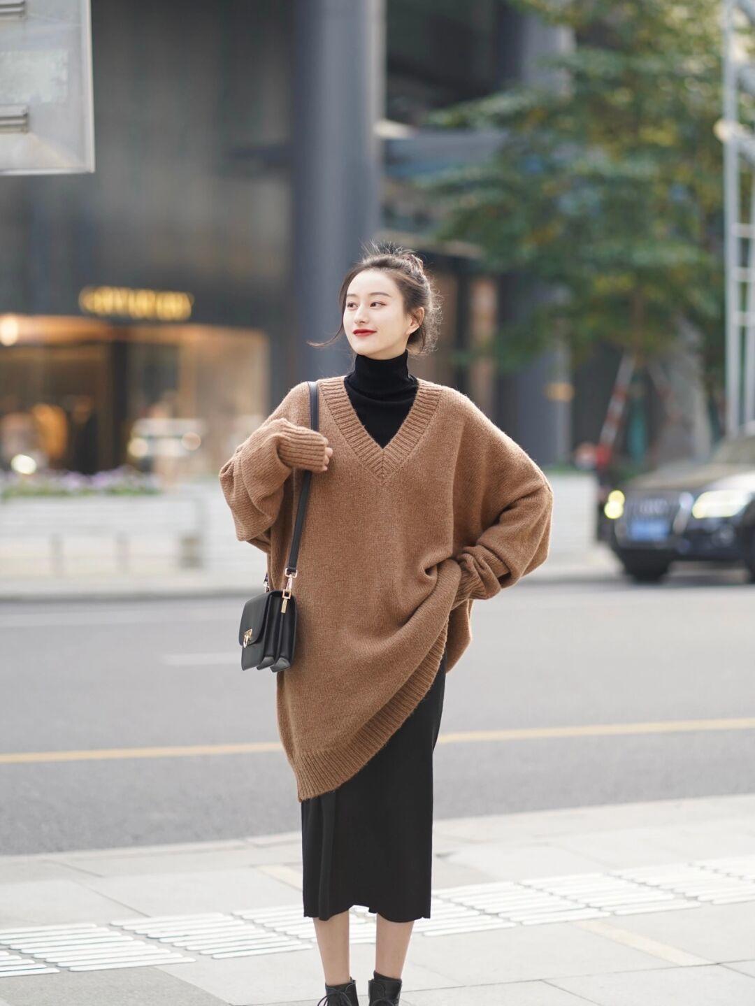 毛衣 这是我见过最温柔大气的冬季穿搭,分享4款毛衣,适合普通大众