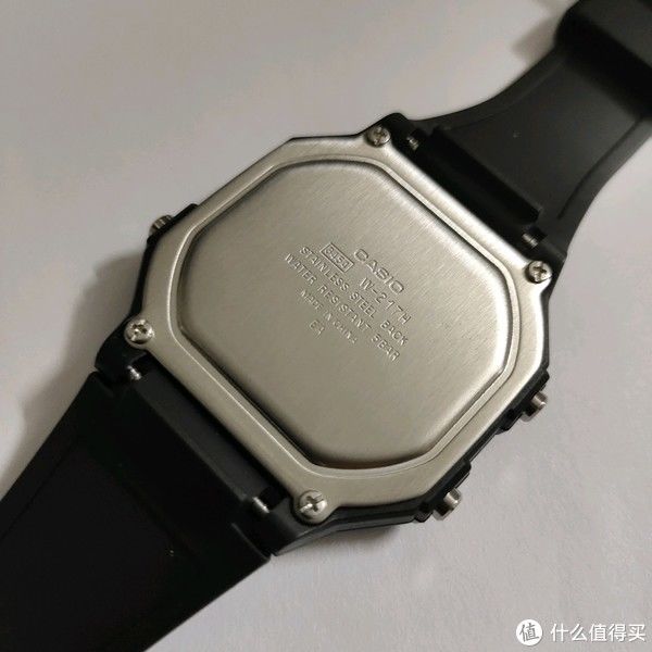 卡西欧Casio DW-9052-1V （真W217-H）测评