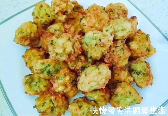实用|炸萝卜丸子,不要只放面粉,多加一个料,丸子更酥脆,太实用了