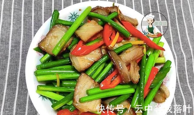 秋天,蒜苔和它绝配,越冷吃越香,开胃杀菌、润肠通便,提高免疫!