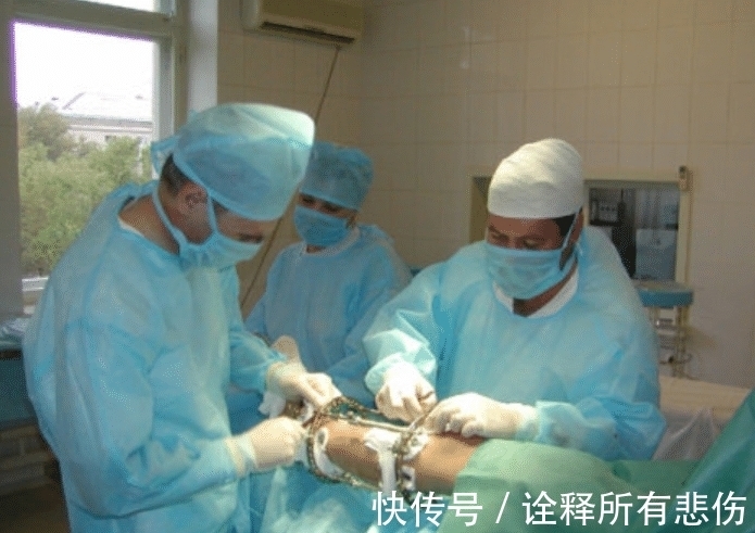 李亚诺|7年前,李亚诺花16万锯断骨头,只为长高7厘米,手术后怎样了?