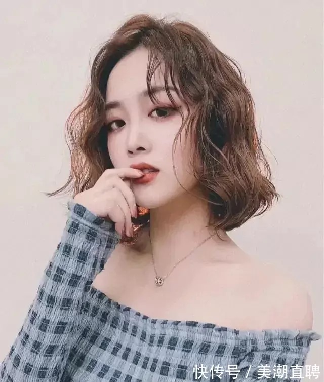 搭配|5款韩式女生短发搭配,俊朗帅气,中性风十足